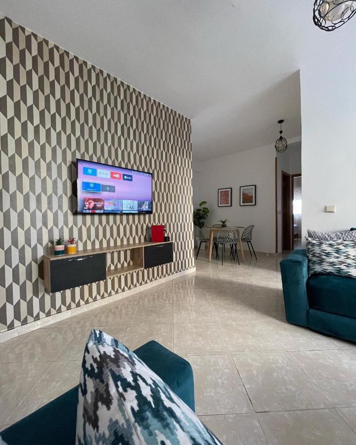 Joli Appartement Au Centre D'Oujda Ngoại thất bức ảnh